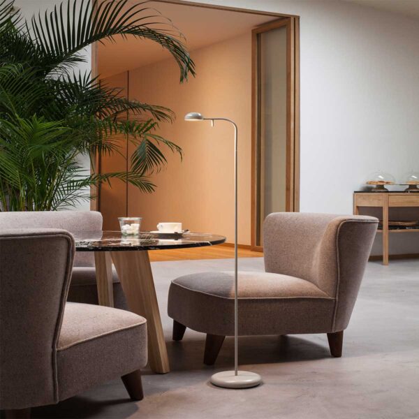 Pin-Floor-Lamp-11.jpg