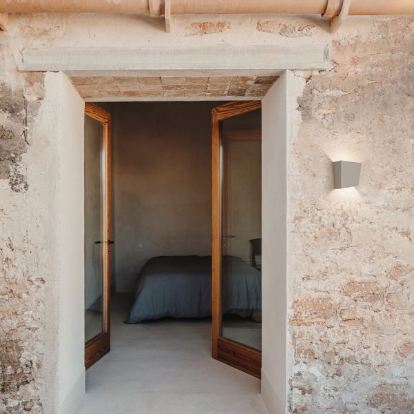 Break-Plus-Outdoor-Wall-Lamp-8