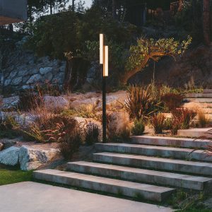 Class-Lamp-Post-4