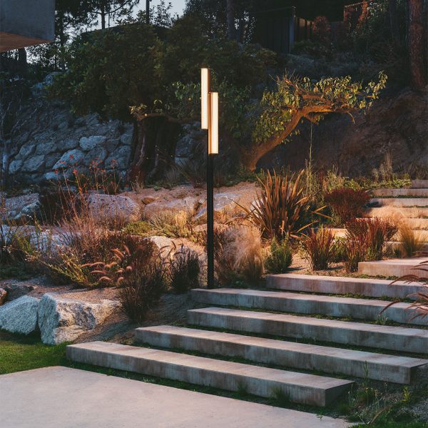 Class-Lamp-Post-4