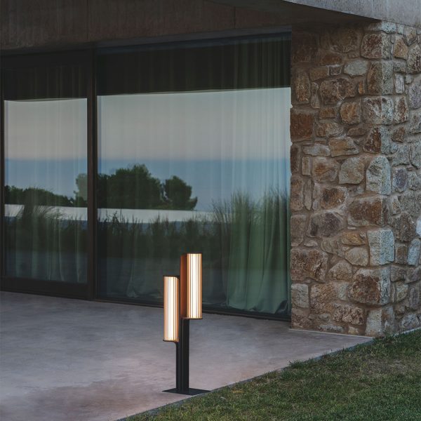 Class Outdoor Floor Lamp 5